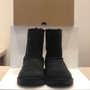Kids Ugg’s Boots size 3